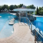 Magnolia Hotel 3*