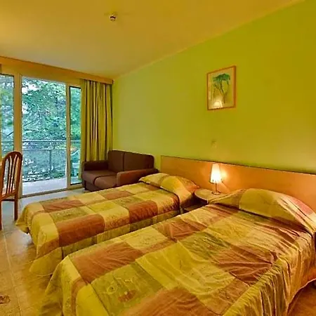 Magnolia 3*