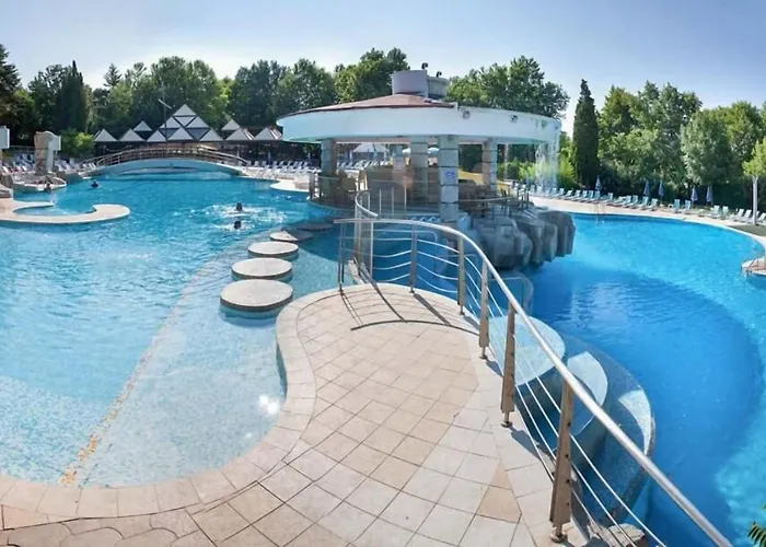 Готель Magnolia Албена