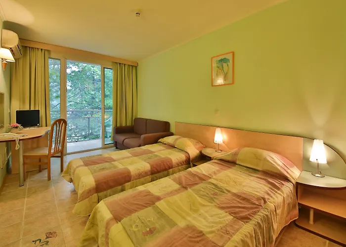 Готель Magnolia